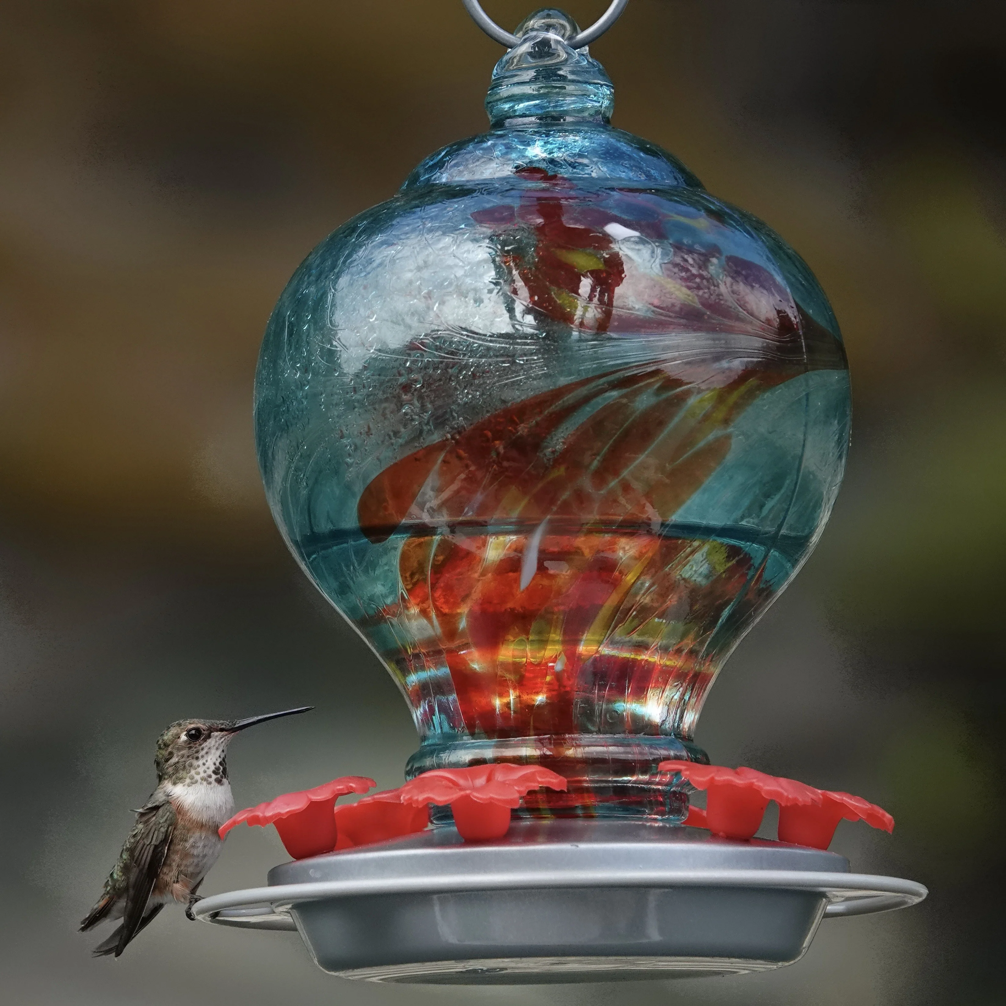 Sunny Day Artisan Handblown Glass Gravity Hummingbird Feeder - Image 9