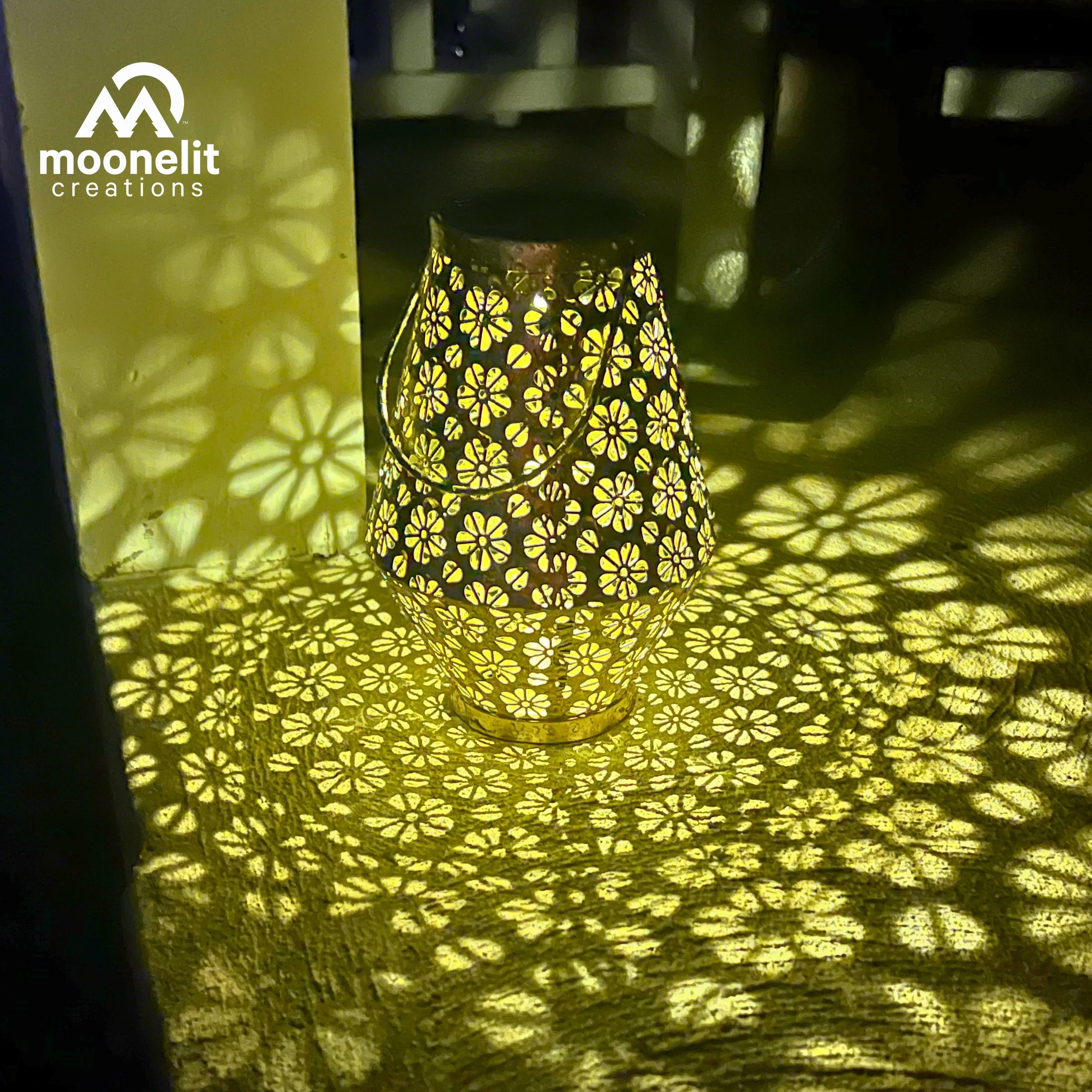 Solar Outdoor Hanging Lantern Light - Image 7